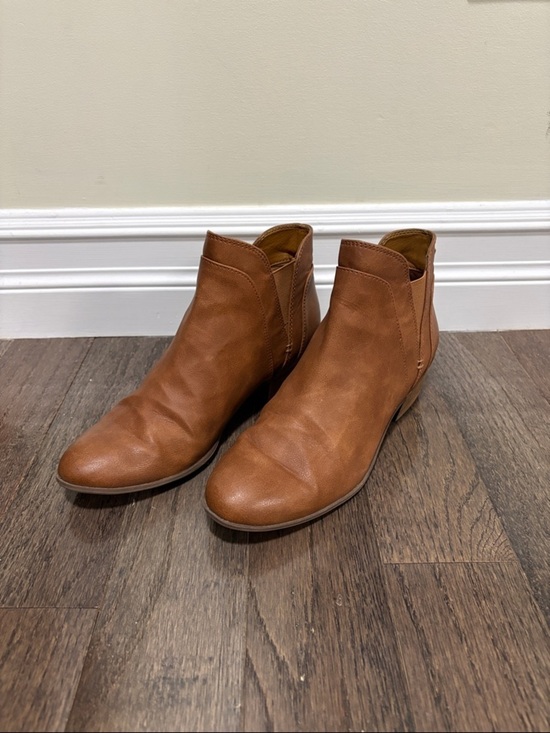 Circus by Sam Edelman Shoes - Circus by Sam Edelman Women's Tan Ankle Booties